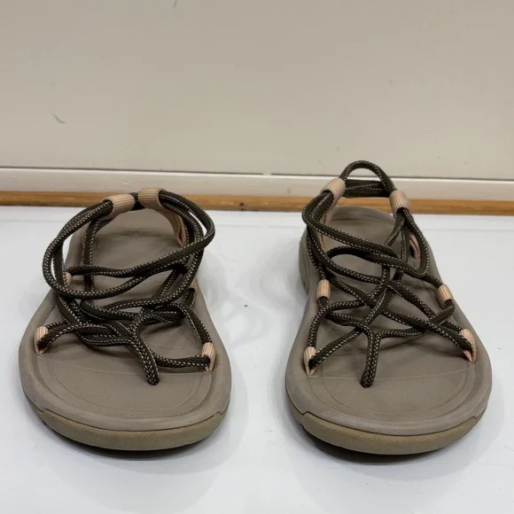 Women's Teva Hurricane Sandals - Picture 3 of 9